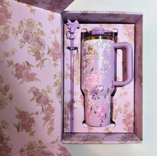 Stanley x LoveShackFancy Floral Quencher H2.0 FlowState Tumbler – 40 oz Insulated Stainless Steel Travel Mug with Straw (Purple Floral Gift Edition)